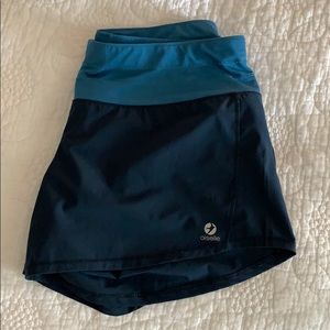 Oiselle size 4 blue athletic shorts